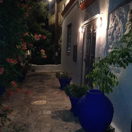Manolia Vendégház
